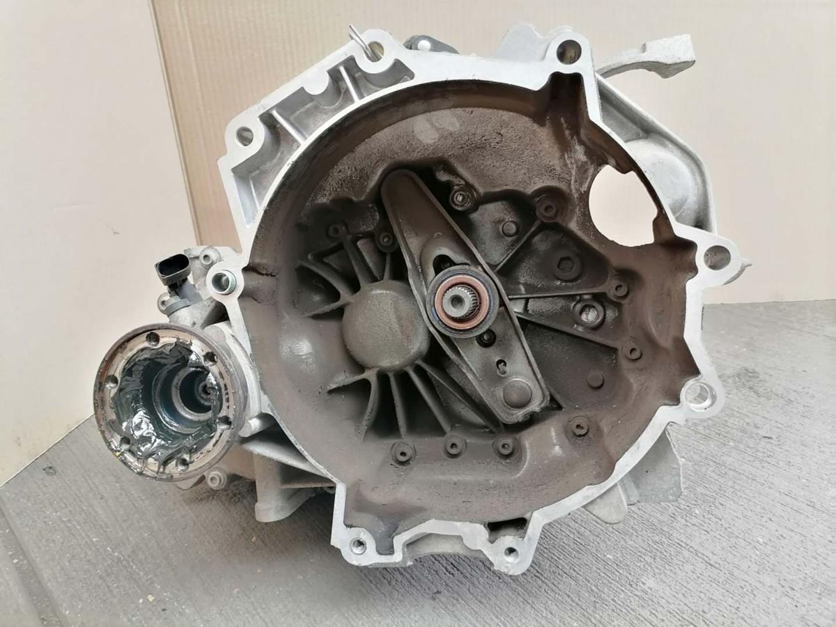 Seat Ibiza 6L original 5 Gang Schaltgetriebe GKU 1.2 12V 47kW Bj.2003